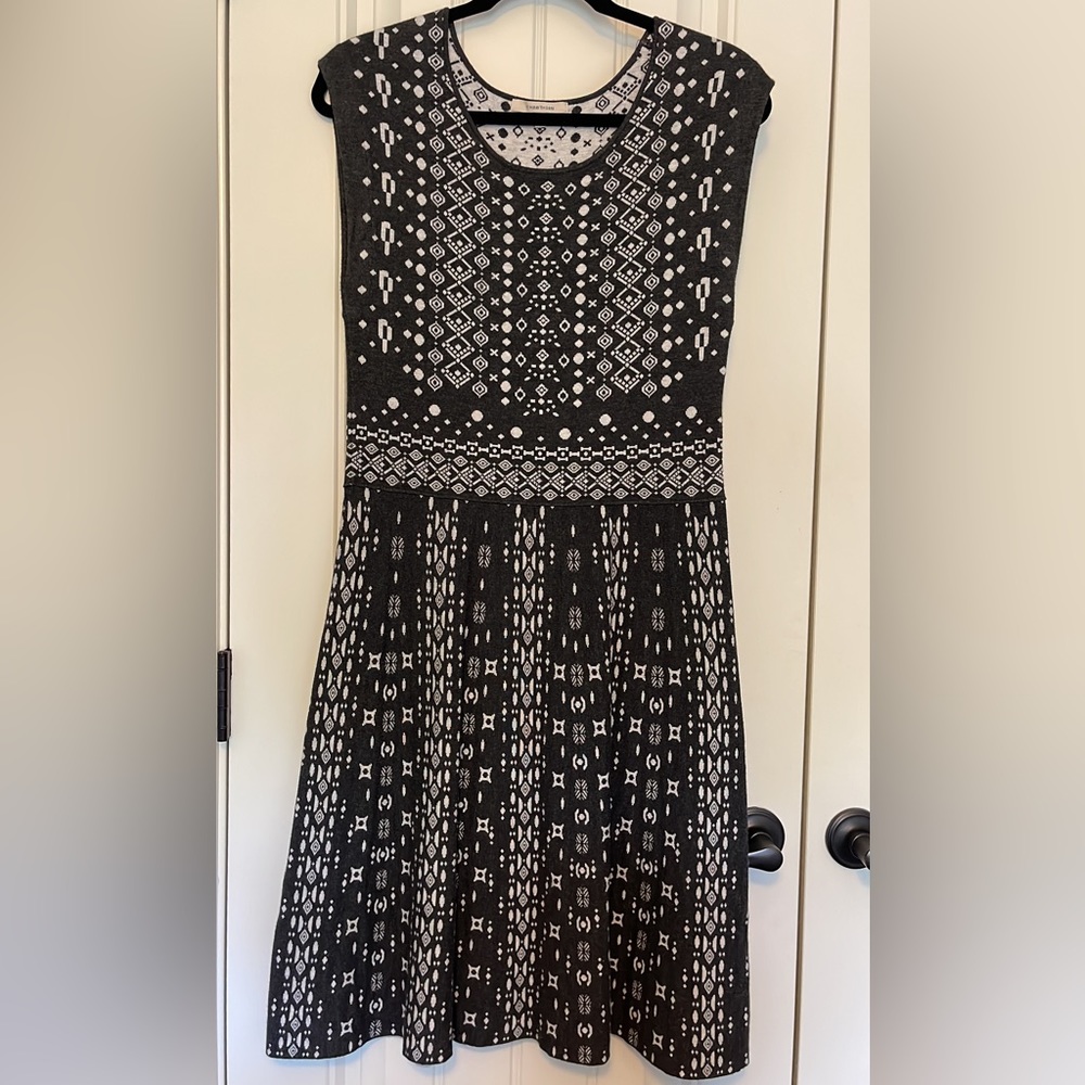 41 Hawthorn sweater dress, size large, gray and white